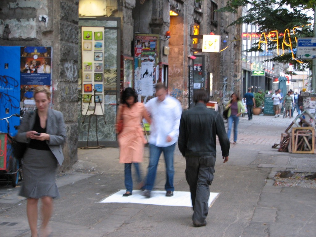 STREET ART CLAUDIO AREZZO DI TRIFILETTI 2008 IMPRINTS BERLIN