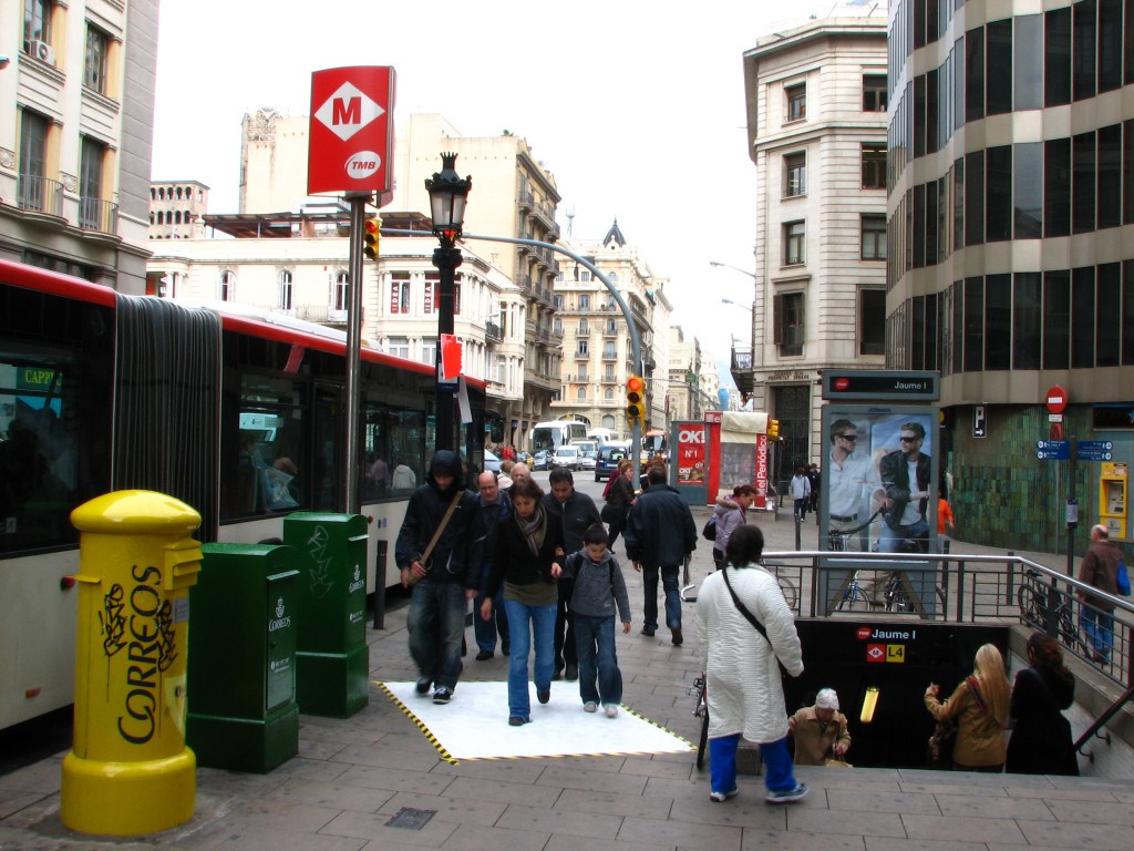 STREET ART CLAUDIO AREZZO DI TRIFILETTI 2008 IMPRINTS BARCELONA